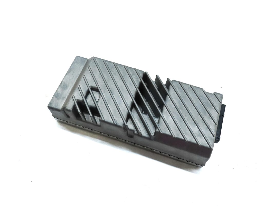13-19 BMW 535i 550i 640i 650i M6 M6 (F06 F10 F12 F13) BANG & OLUFSEN AMPLIFIER