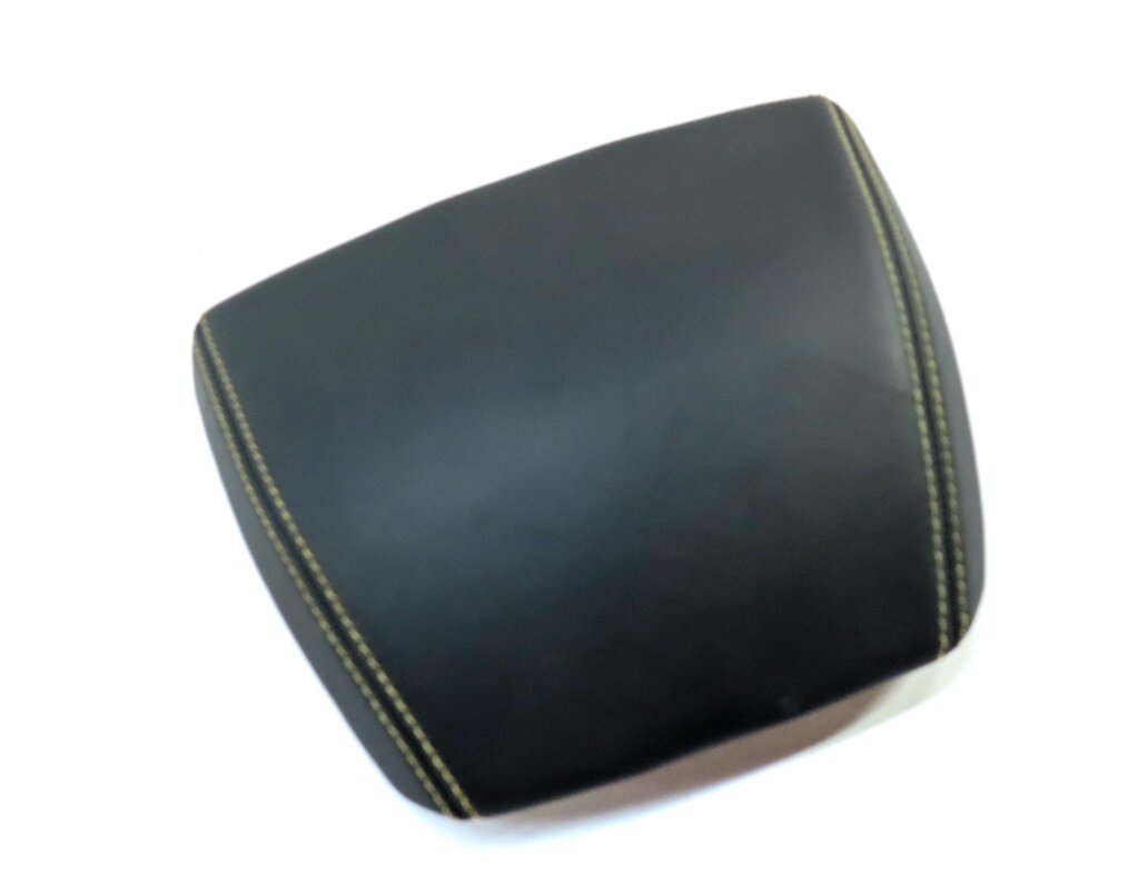 Thumbnail 3: 2016 BMW M6 COUPE (F13) REAR CONSOLE ARMREST END CAP (SPECIAL TRIM Z1XX BLACK)