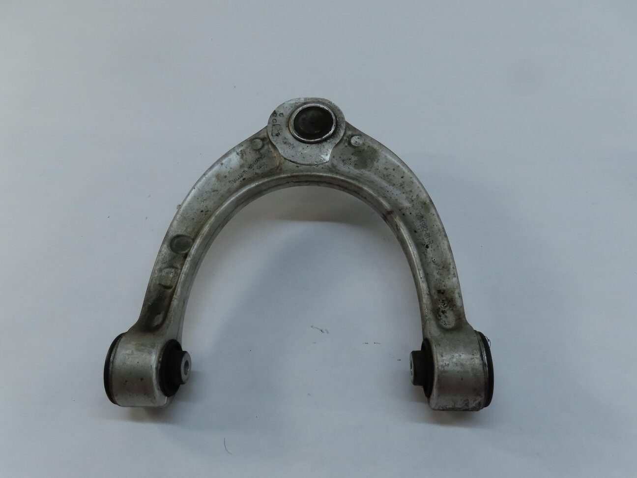 Thumbnail 5: 2012-2018 BMW M6 ///M (F12 F13) COUPE CONVERTIBLE RIGHT FRONT UPPER CONTROL ARM