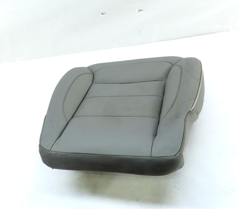 Thumbnail 5: 2013 MERCEDES GL450 (X166) FRONT RIGHT LOWER HEATED SEAT CUSHION (GREY LEATHER)