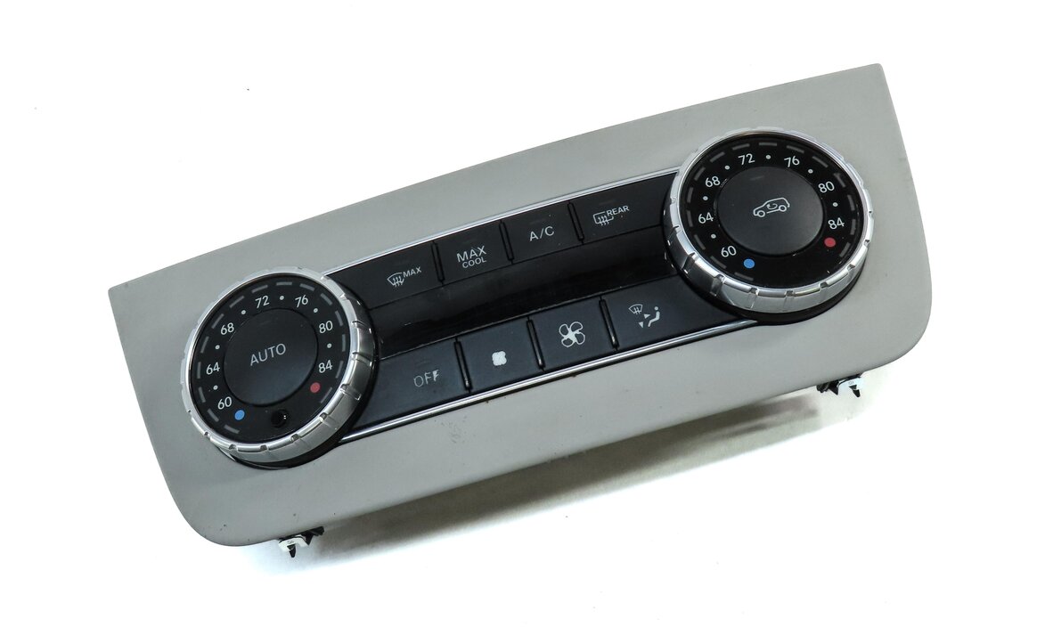 Thumbnail 4: 2013 MERCEDES GL350 GL450 GL550 (X164) FRONT HEATER A/C TEMPERATURE CONTROL