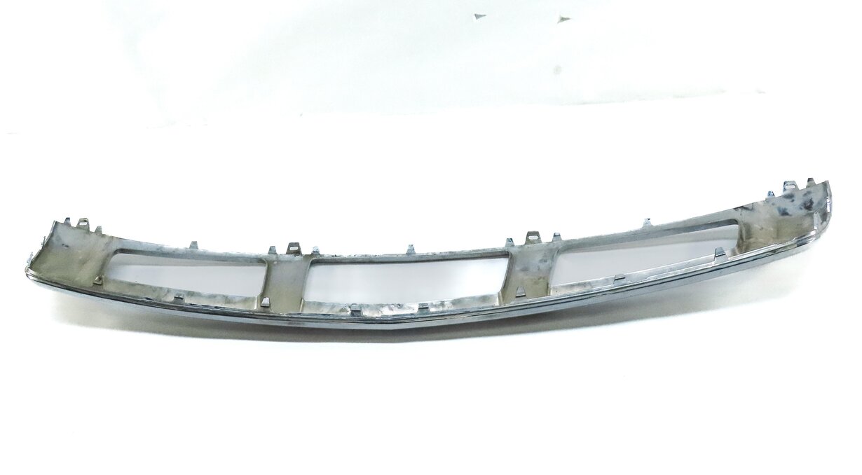 Thumbnail 5: 2013 MERCEDES GL450 X166 FRONT BUMPER LOWER CHROME SILVER TRIM PANEL 1668852825