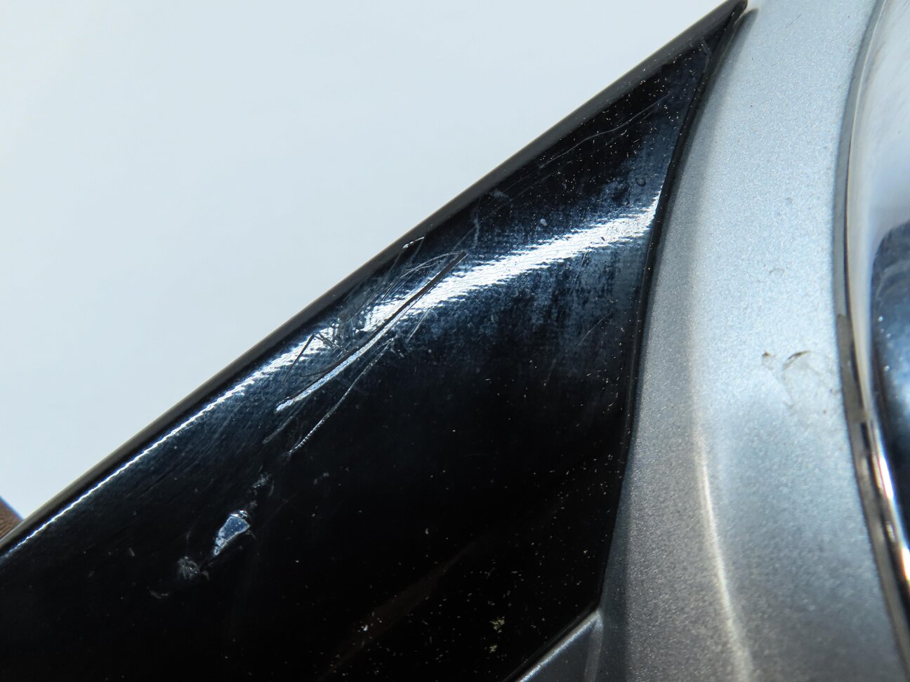 Thumbnail 8: 2013-2016 MERCEDES GL350 GL450 (X166) FRONT UPPER CENTER HOOD GRILLE TRIM