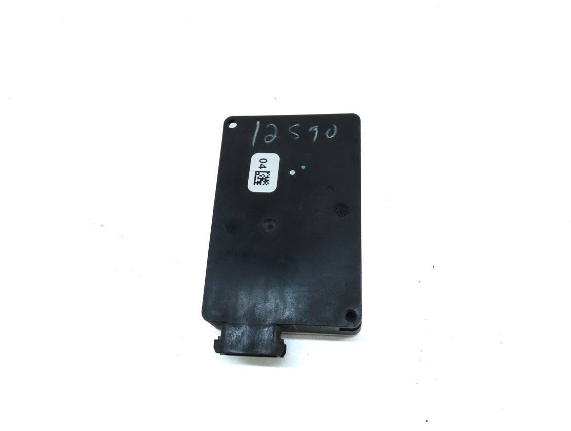 Thumbnail 4: 2013 MERCEDES GL450 (X166) REAR BLIND SPOT RADAR SENSOR MODULE 0009050210