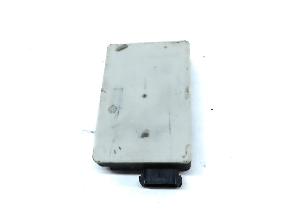 Thumbnail 2: 2013 MERCEDES GL450 (X166) REAR BLIND SPOT RADAR SENSOR MODULE 0009050210