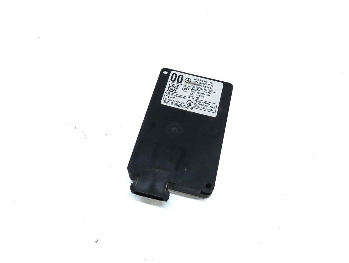 Thumbnail 1: 2013 MERCEDES GL450 (X166) REAR BLIND SPOT RADAR SENSOR MODULE 0009051302