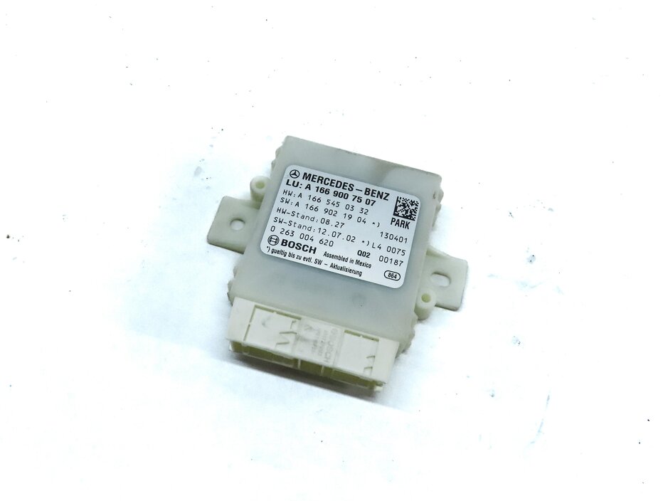 Thumbnail 1: 2013-2016 MERCEDES GL ML CLASS (W166 X166) PDC PARK ASSIST SENSOR CONTROL MODULE