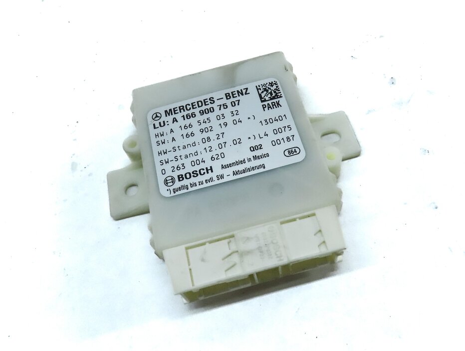 Thumbnail 3: 2013-2016 MERCEDES GL ML CLASS (W166 X166) PDC PARK ASSIST SENSOR CONTROL MODULE