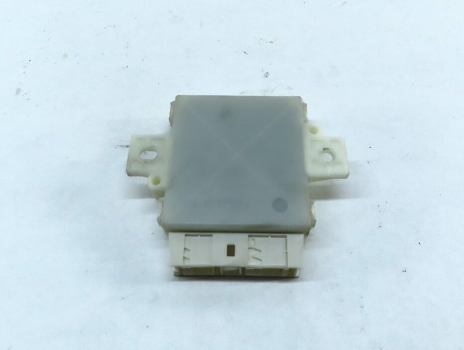 Thumbnail 5: 2013-2016 MERCEDES GL ML CLASS (W166 X166) PDC PARK ASSIST SENSOR CONTROL MODULE