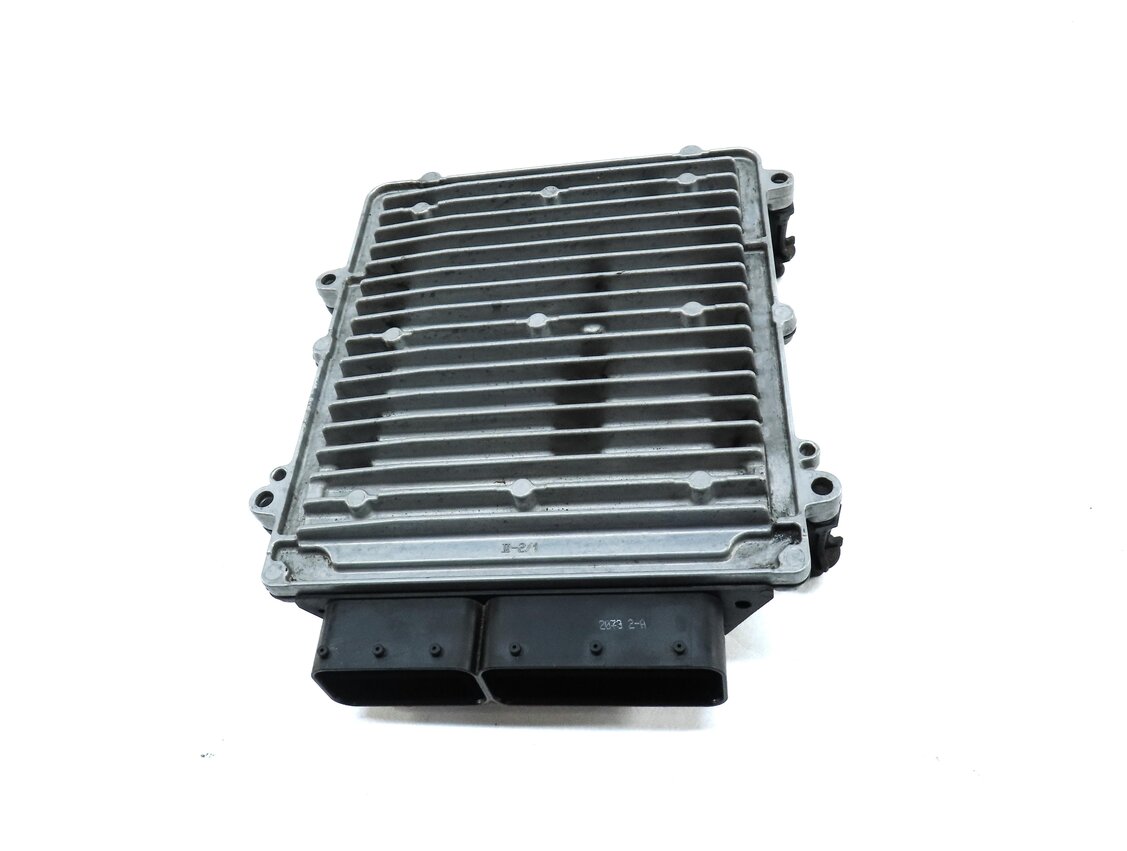 Thumbnail 2: 2013 MERCEDES GL450 GL550 GL63 ML550 ML63 (X166) 4.6L M278 ENGINE CONTROL MODULE