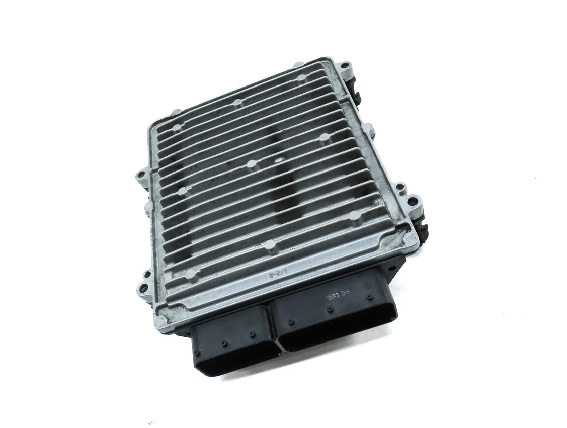 Thumbnail 3: 2013 MERCEDES GL450 GL550 GL63 ML550 ML63 (X166) 4.6L M278 ENGINE CONTROL MODULE