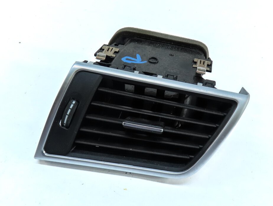Thumbnail 1: 2013 MERCEDES GL450 (X166) FRONT RIGHT DASH HVAC A/C HEATER AIR VENT (BLACK)