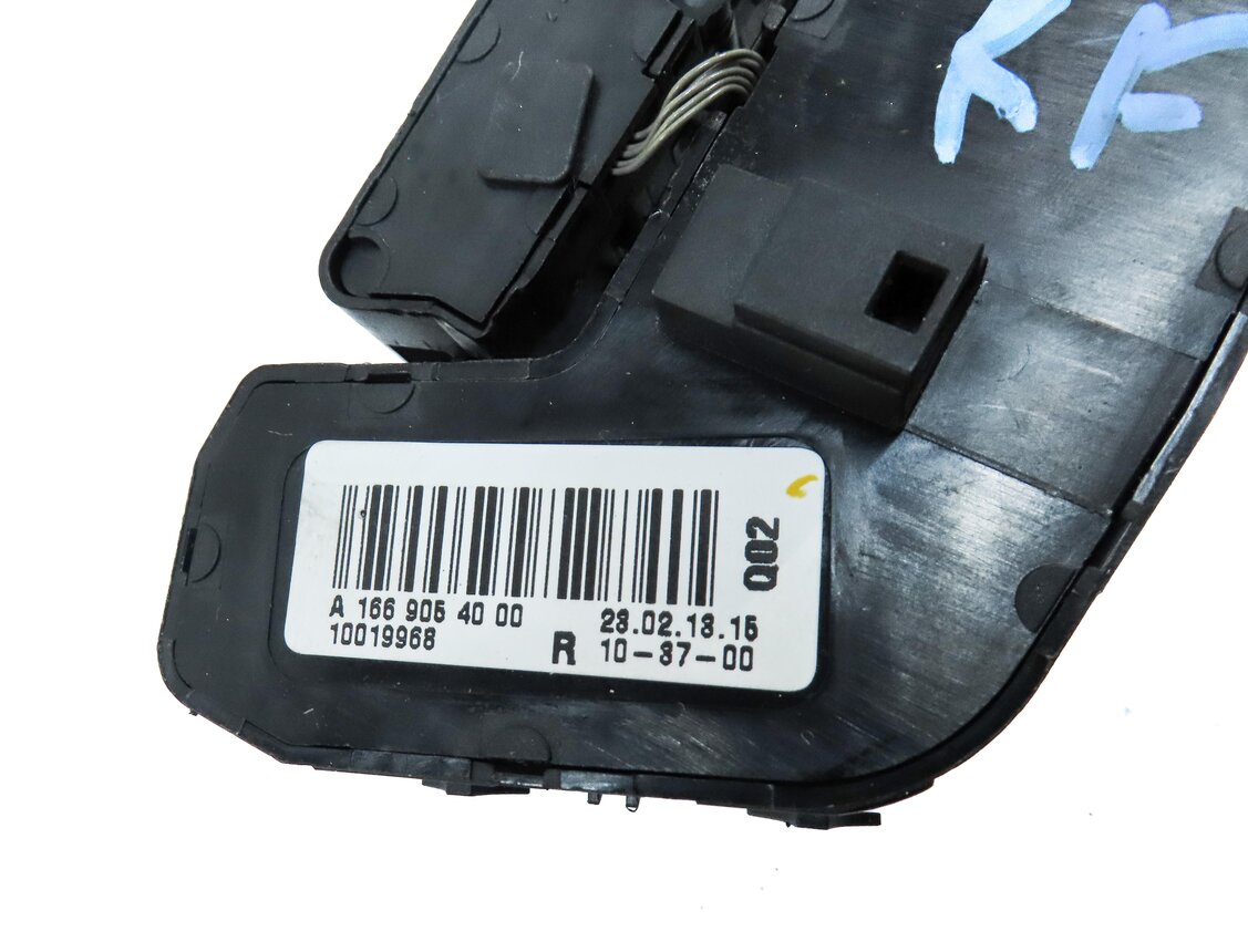 Thumbnail 6: 2013 MERCEDES GL450 (X166) FRONT RIGHT PASSENGER SEAT ADJUST SWITCH w/ MEMORY