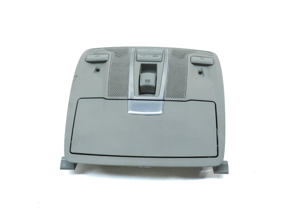 Thumbnail 2: 2013 MERCEDES GL450 X166 FRONT CENTER ROOF PRIMARY DOMELIGHT MAP LIGHT LAMP GREY
