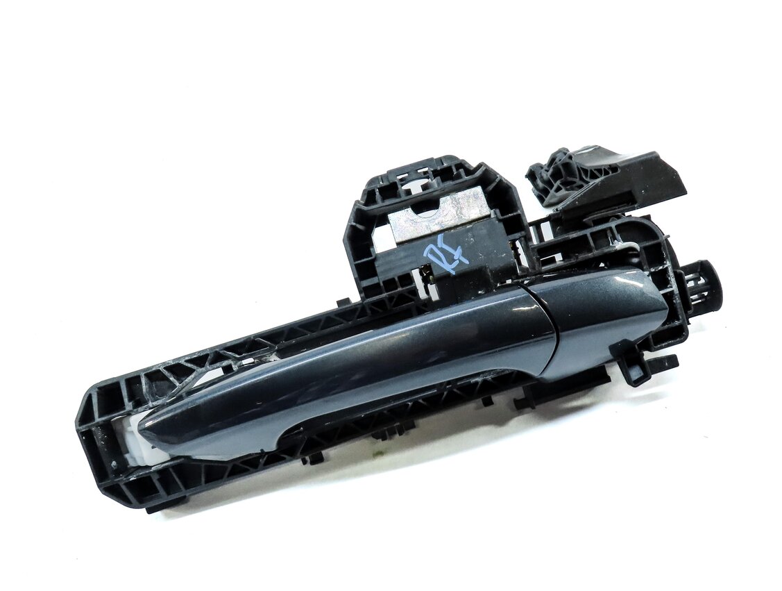 Thumbnail 3: 08-17 MERCEDES C E GL ML (W204 W212 W166 X166) RIGHT FRONT DOOR HANDLE (GREY)