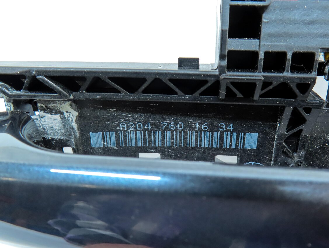 Thumbnail 6: 08-17 MERCEDES C E GL ML (W204 W212 W166 X166) RIGHT FRONT DOOR HANDLE (GREY)