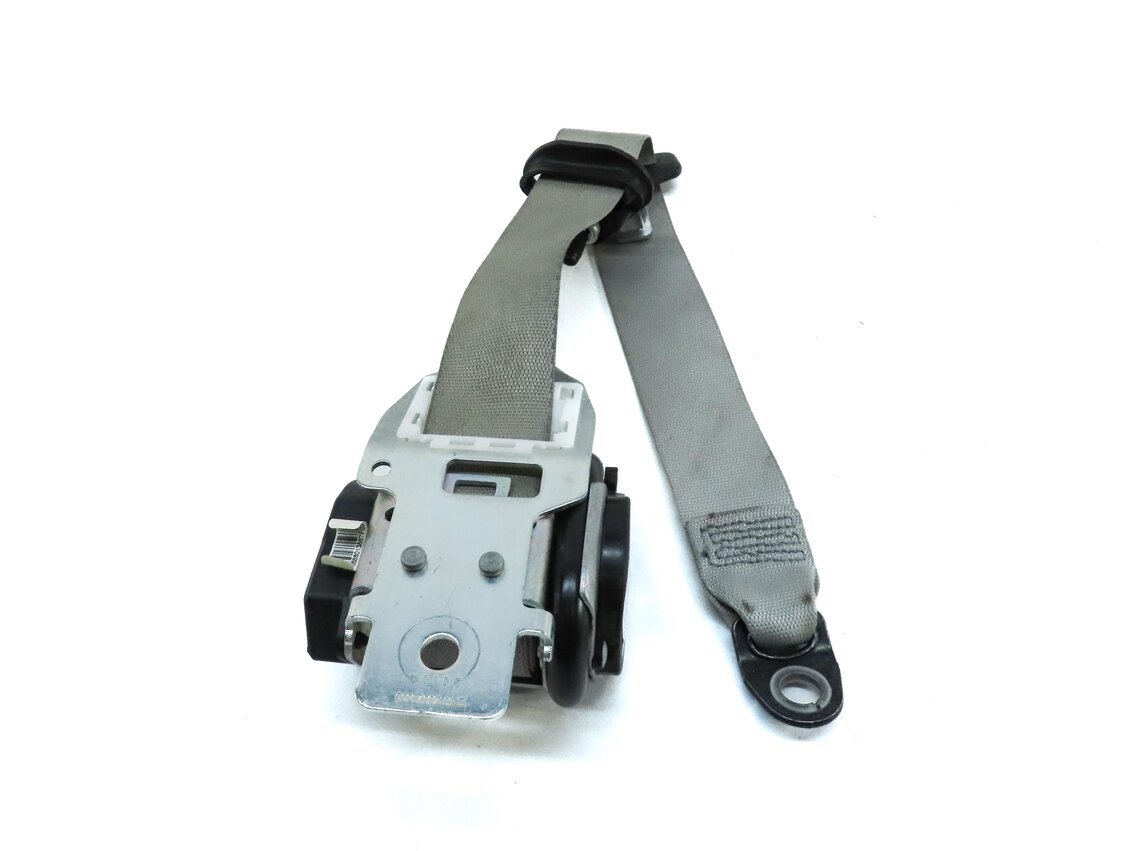 Thumbnail 4: 2013 MERCEDES GL450 (X166) REAR LEFT 2ND ROW SEATBELT RETRACTOR (GREY)