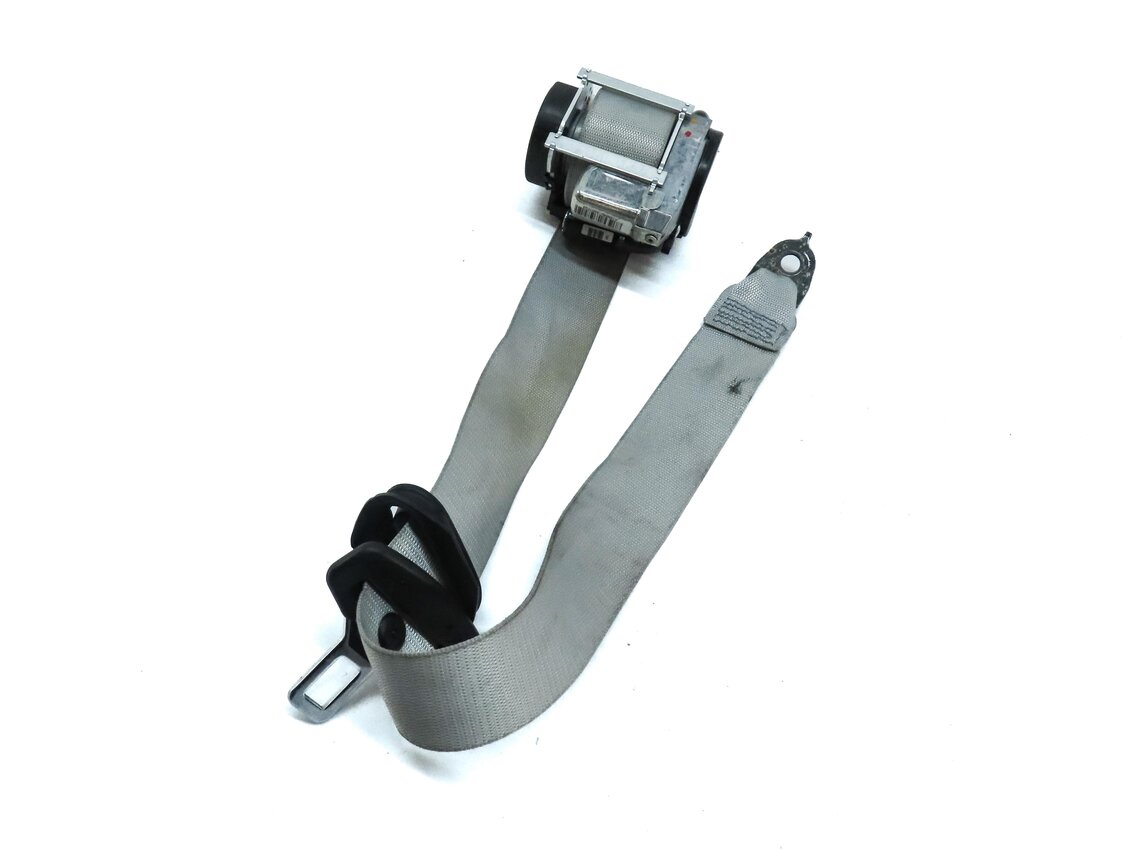 Thumbnail 1: 2013 MERCEDES GL450 (X166) REAR RIGHT 3RD ROW SEATBELT RETRACTOR (GRAY)