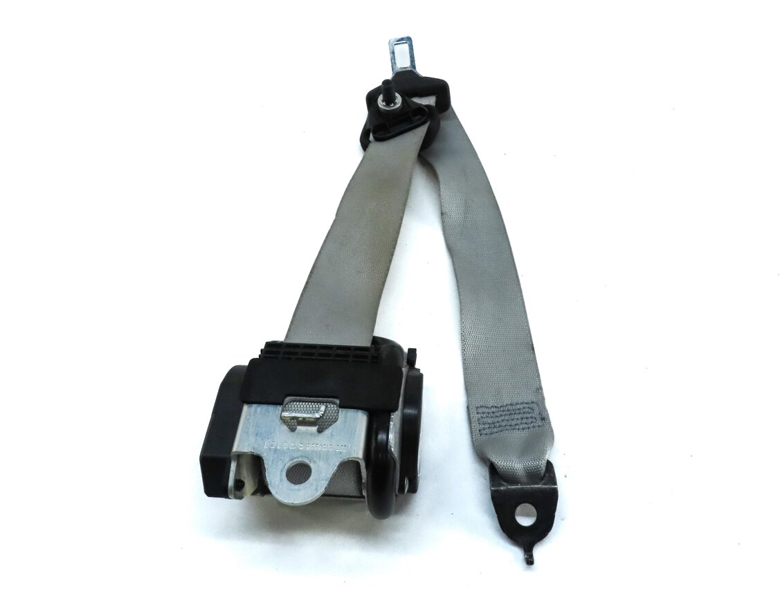 Thumbnail 4: 2013 MERCEDES GL450 (X166) REAR RIGHT 3RD ROW SEATBELT RETRACTOR (GRAY)