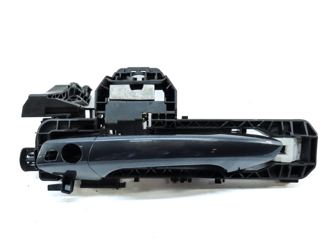 Thumbnail 2: 11-19 MERCEDES E GL GLE GLS ML (W166 W212 X166) LEFT DRIVER DOOR HANDLE (GRAY)