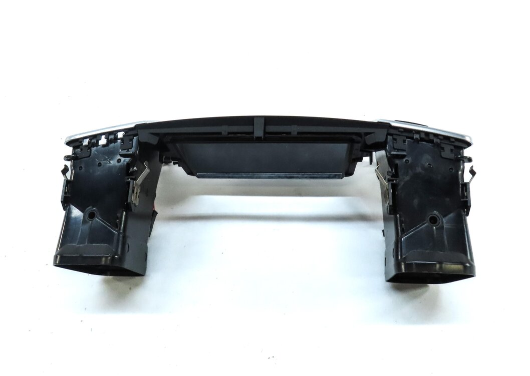 Thumbnail 4: 2013 MERCEDES GL450 (X166) FRONT CENTER DASH A/C HEATER AIR VENT w/ SCREEN TRIM