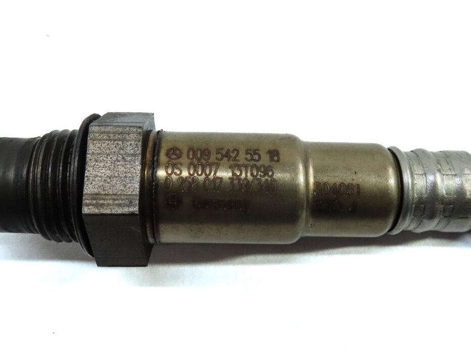 Thumbnail 4: 2013 MERCEDES GL450 (X166) 4.6L TURBO M278 ENGINE CAT O2 OXYGEN SENSOR SET4