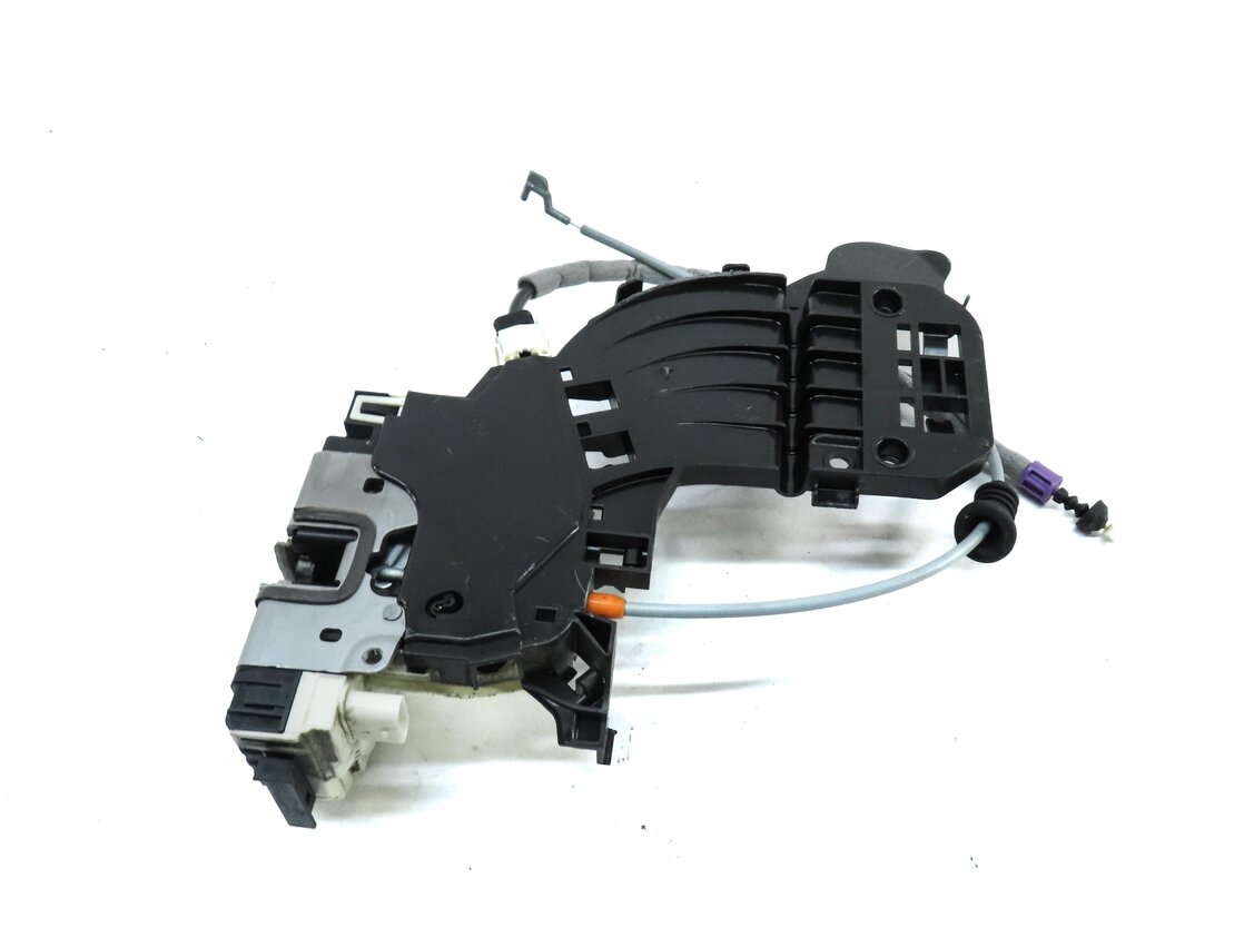 Thumbnail 5: 11-19 MERCEDES B CLA CLS E GL GLA ML (W166 W212 X166 X204) RIGHT REAR DOOR LATCH