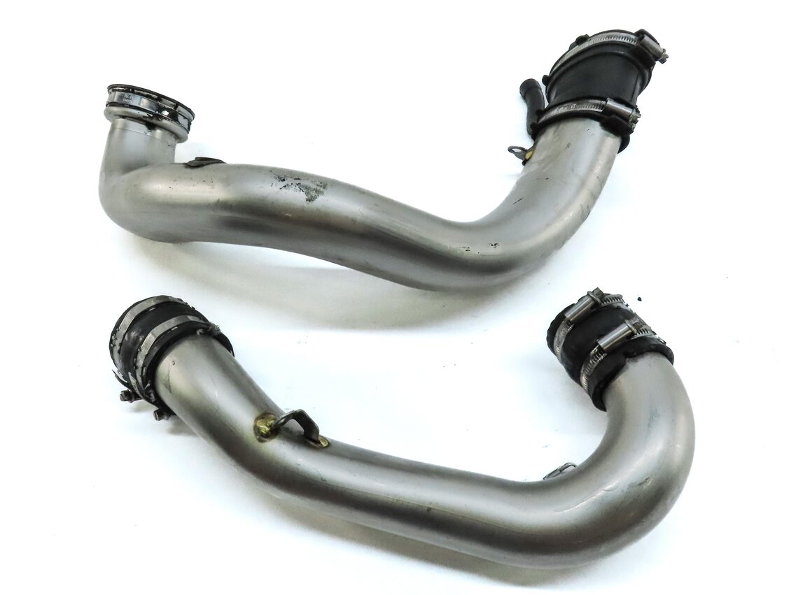 Thumbnail 4: 2013 MERCEDES GL450 (X166) 4.6L TURBO M278 ENGINE LEFT AIR INTAKE HOSE PIPE SET2