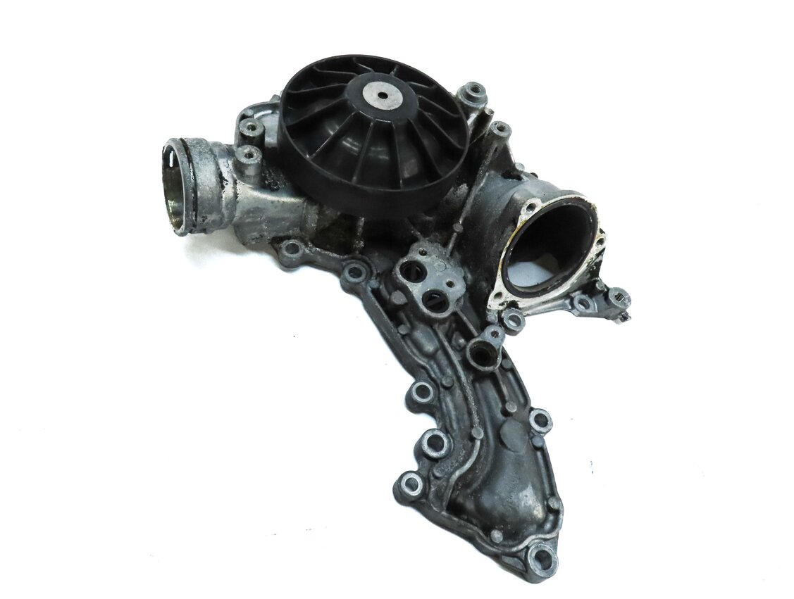 Thumbnail 1: 2011-2020 MERCEDES CL550 E550 GL450 GL550 ML550 S550 SL550 CLS550 - WATER PUMP