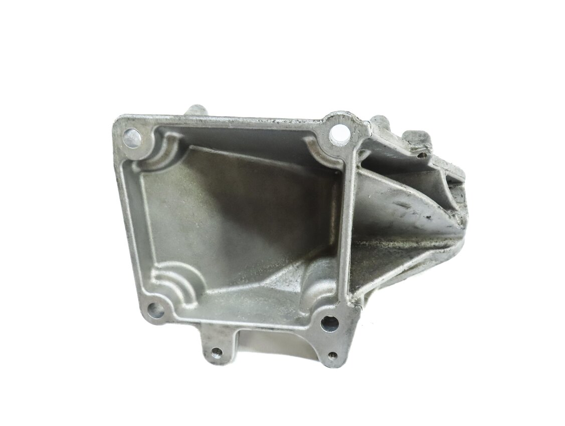 Thumbnail 5: 2013 MERCEDES GL450 (X166) 4.6L TURBO M278 RIGHT ENGINE MOTOR MOUNT BRACKET