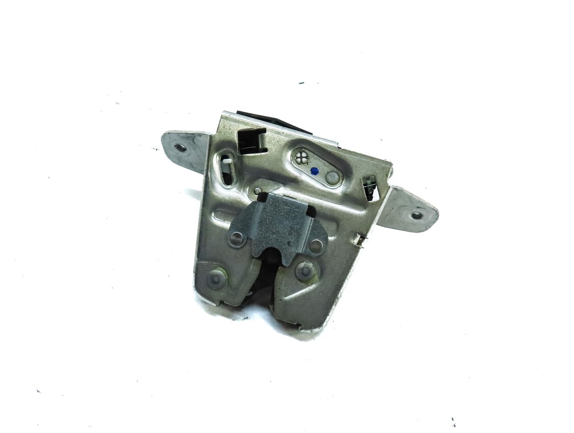 2013 MERCEDES GL450 (X166) REAR HATCH TRUNK LOCK LATCH ACTUATOR 2047400735