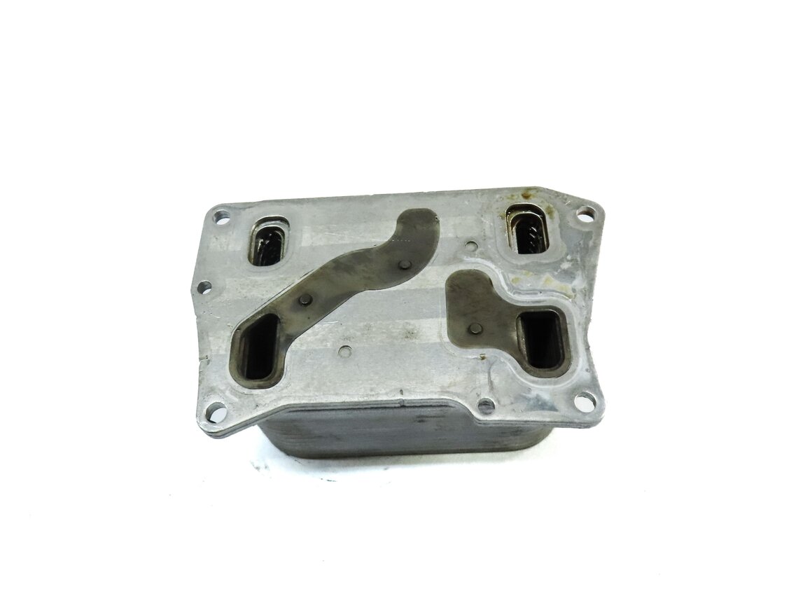 Thumbnail 2: 11-20 MERCEDES CL E GL ML S CLASS (W166 X166 C216) 4.6L TURBO ENGINE OIL COOLER