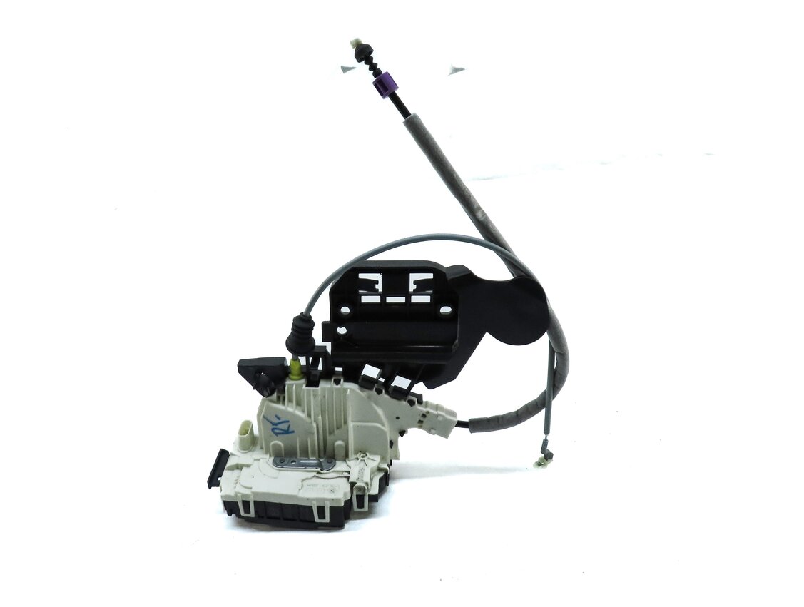 Thumbnail 2: 12-20 MERCEDES B GL GLC GLA ML (W166 W242 X166) RIGHT FRONT PASSENGER DOOR LATCH