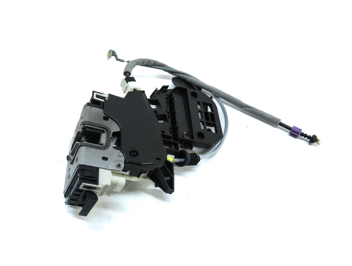 Thumbnail 5: 12-20 MERCEDES B GL GLC GLA ML (W166 W242 X166) RIGHT FRONT PASSENGER DOOR LATCH