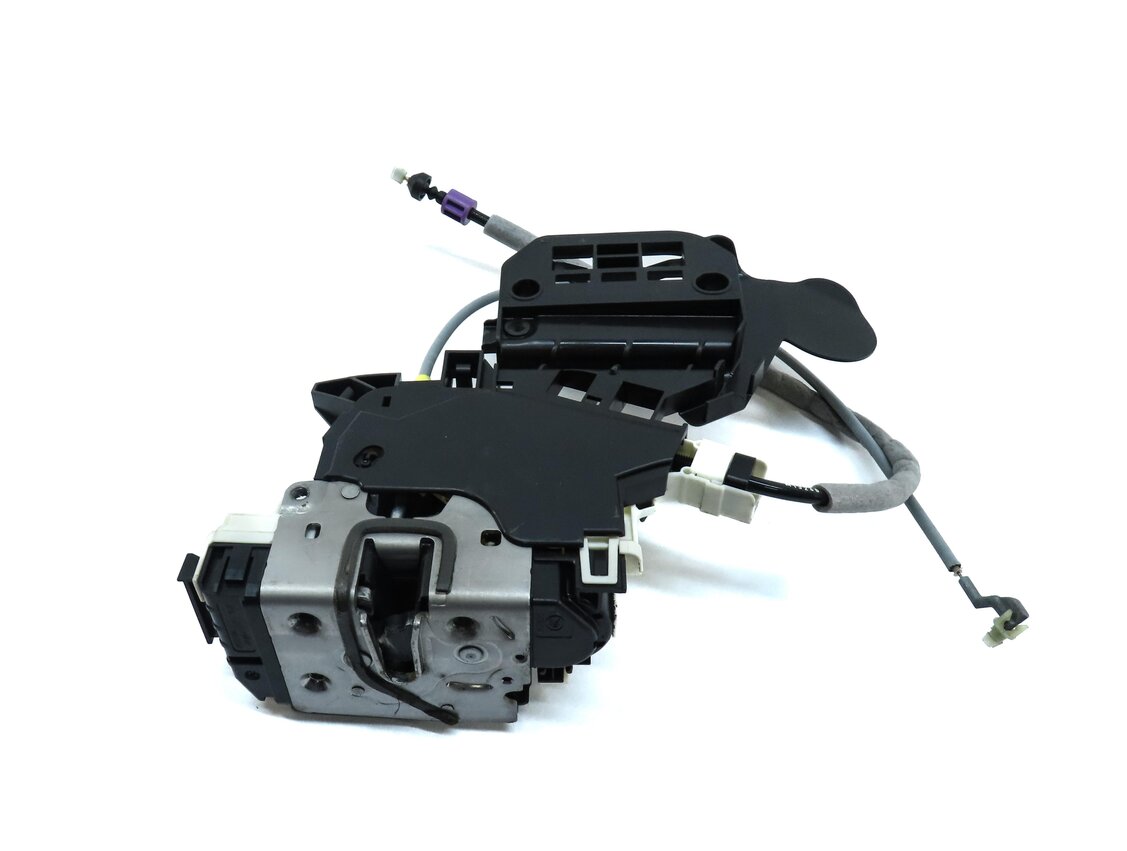 Thumbnail 4: 12-20 MERCEDES B GL GLC GLA ML (W166 W242 X166) LEFT FRONT DRIVER DOOR LATCH