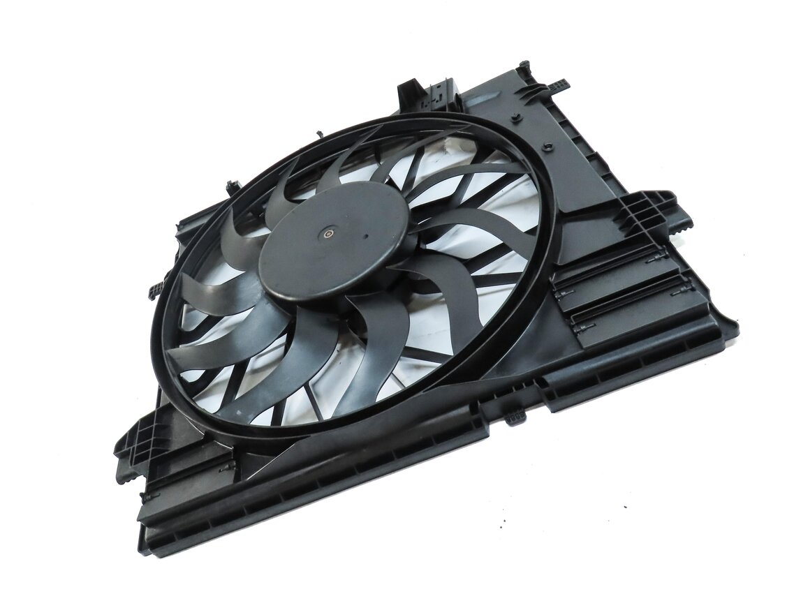 Thumbnail 3: 13-19 MERCEDES GL GLE GLS ML (W166 X166) 600w RADIATOR COOLING FAN (TOW PACKAGE)