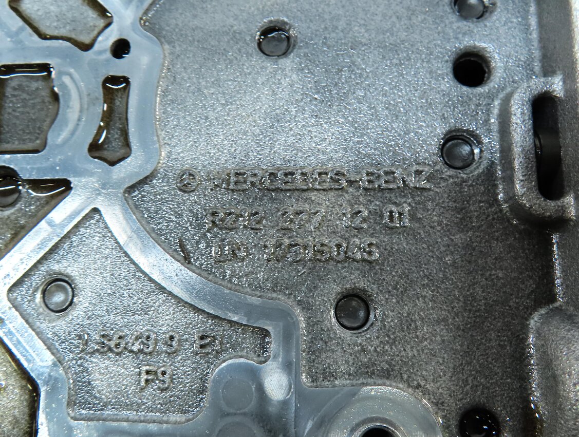 Thumbnail 5: 2013 MERCEDES GL450 GL550 ML550 (W166 X166) 722.9 TRANSMISSION VALVE BODY BLOCK