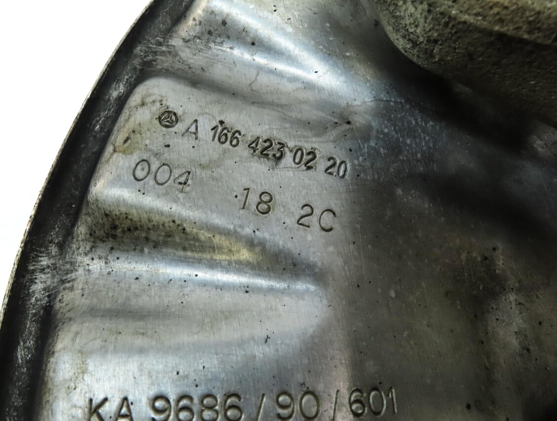 Thumbnail 6: 12-15 MERCEDES GL350 GL450 GL550 ML350 (W166 X166) RIGHT REAR SPINDLE KNUCKLE
