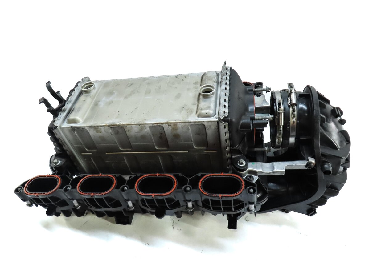 Thumbnail 9: 11-20 MERCEDES CL E G GL GLE GLS ML S SL CLS (W212 W166 X166) V8 INTAKE MANIFOLD