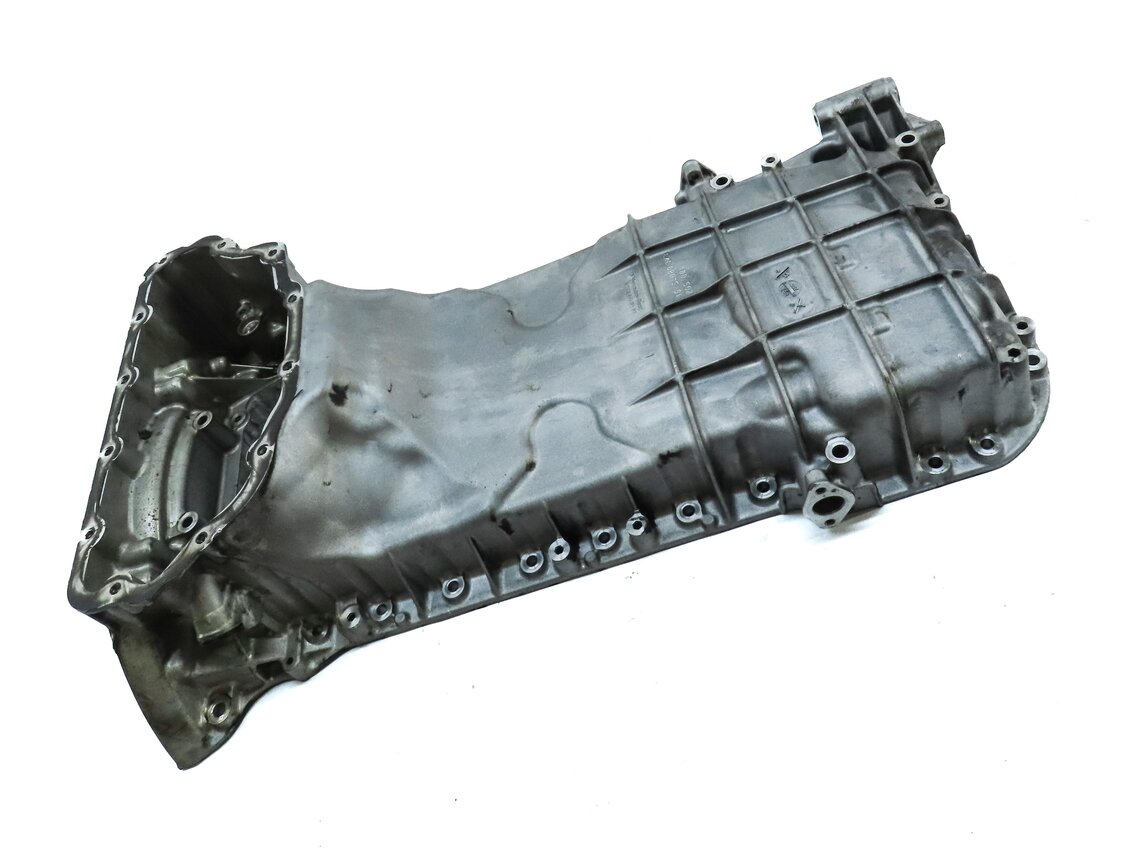 Thumbnail 3: 2012-2020 MERCEDES E550 GL450 GL550 ML550 SL550 CLS550 - 4.6L V8 UPPER OIL PAN