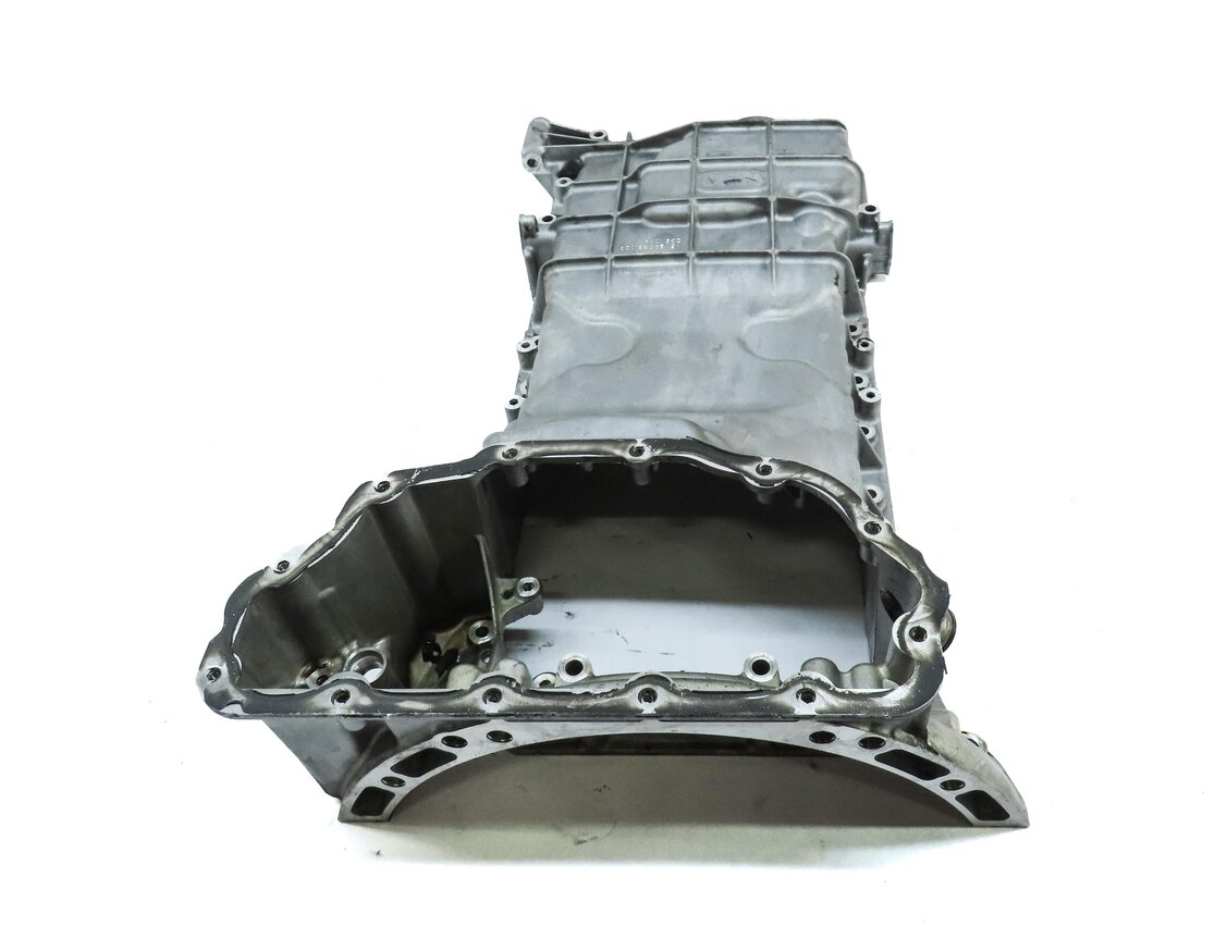 Thumbnail 4: 2012-2020 MERCEDES E550 GL450 GL550 ML550 SL550 CLS550 - 4.6L V8 UPPER OIL PAN
