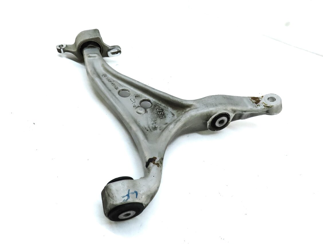 13-19 MERCEDES GL350 GL450 GL550 ML350 (W166 X166) LEFT FRONT LOWER CONTROL ARM
