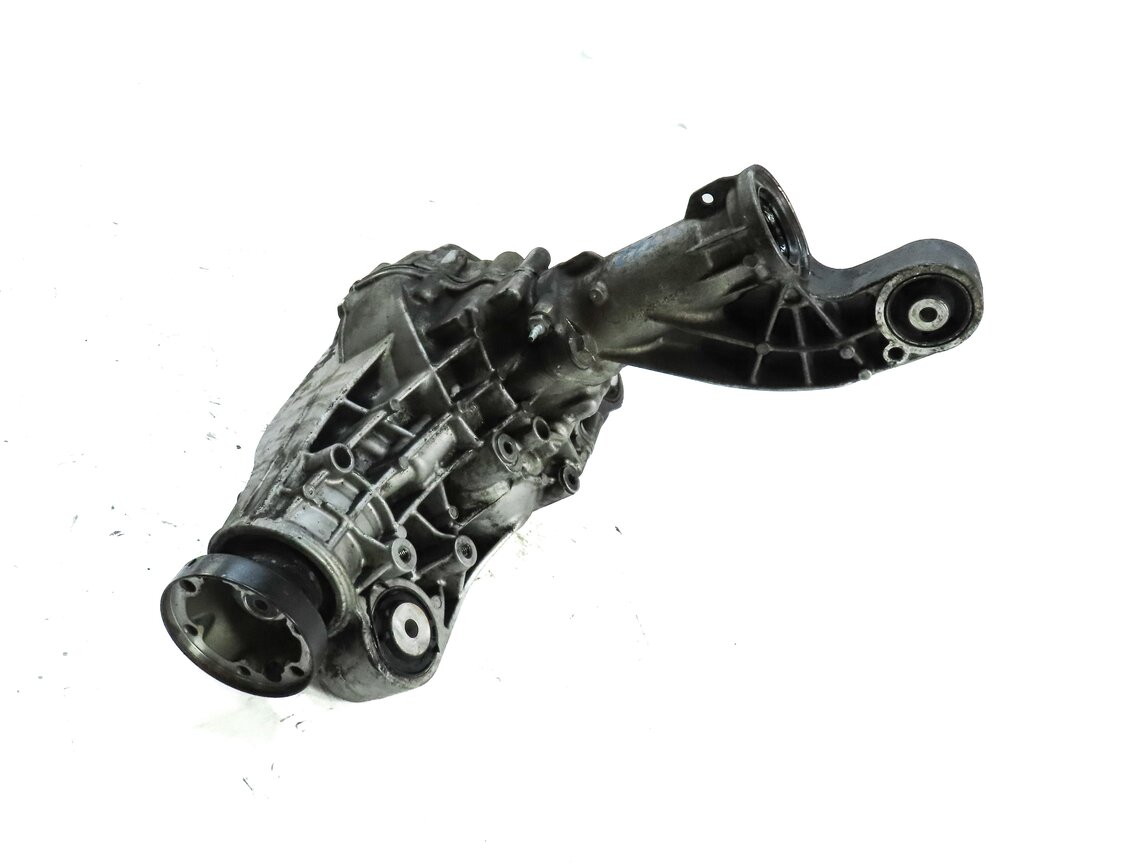 07-11 MERCEDES ML320 ML350 ML450 (W164) FRONT DIFFERENTIAL CARRIER (3.45 RATIO)