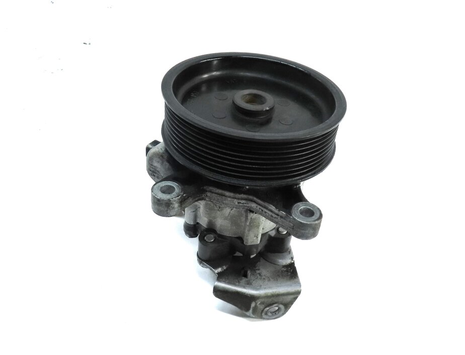 Thumbnail 1: 07-08 MB GL320 ML320 R320 (X164 W164 W251) 3.0L OM642 DIESEL POWER STEERING PUMP