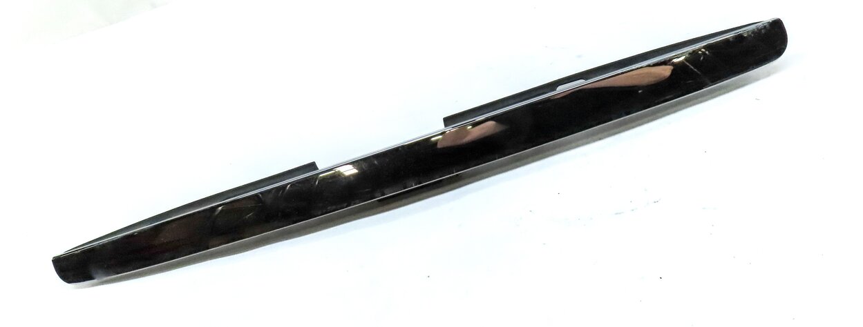 Thumbnail 3: 2008 MERCEDES ML CLASS (W164) REAR HATCH TRUNK HANDLE & LICENSE PLATE LIGHT TRIM