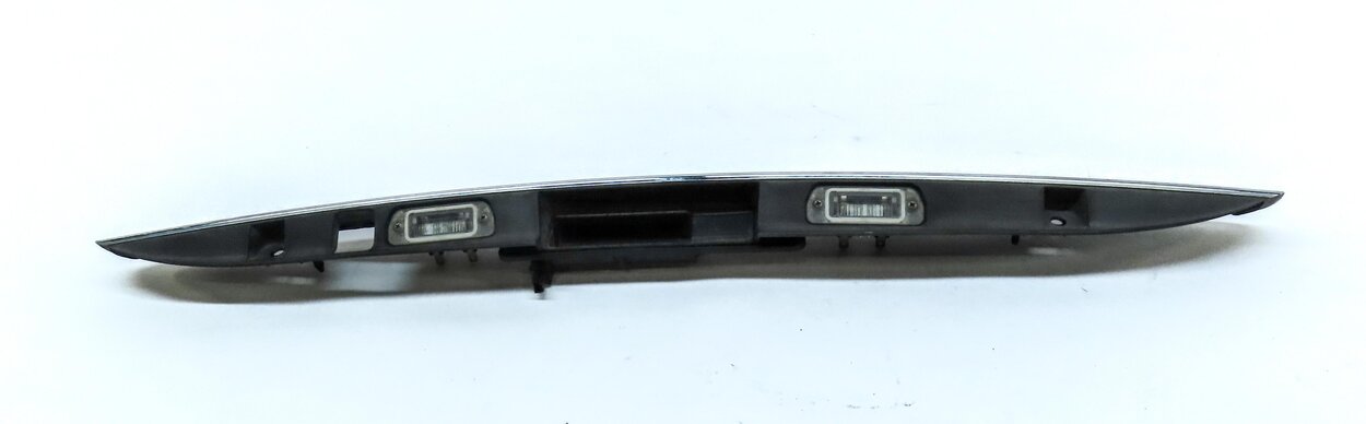 Thumbnail 4: 2008 MERCEDES ML CLASS (W164) REAR HATCH TRUNK HANDLE & LICENSE PLATE LIGHT TRIM