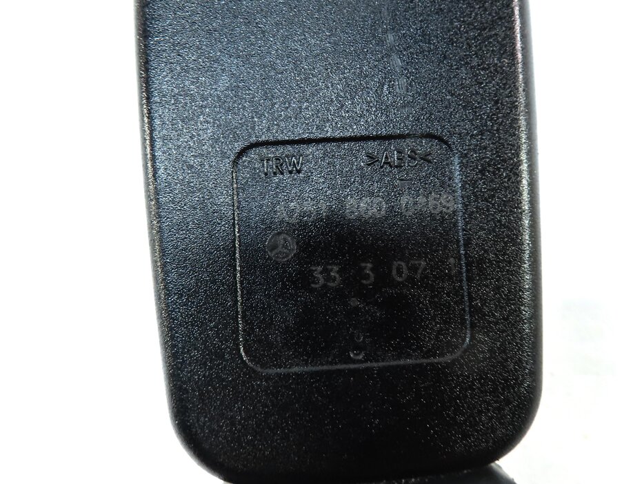 Thumbnail 6: 06-08 MERCEDES GL ML R CLASS (W164 W251 X164) RIGHT PASSENGER SEATBELT RECEIVER