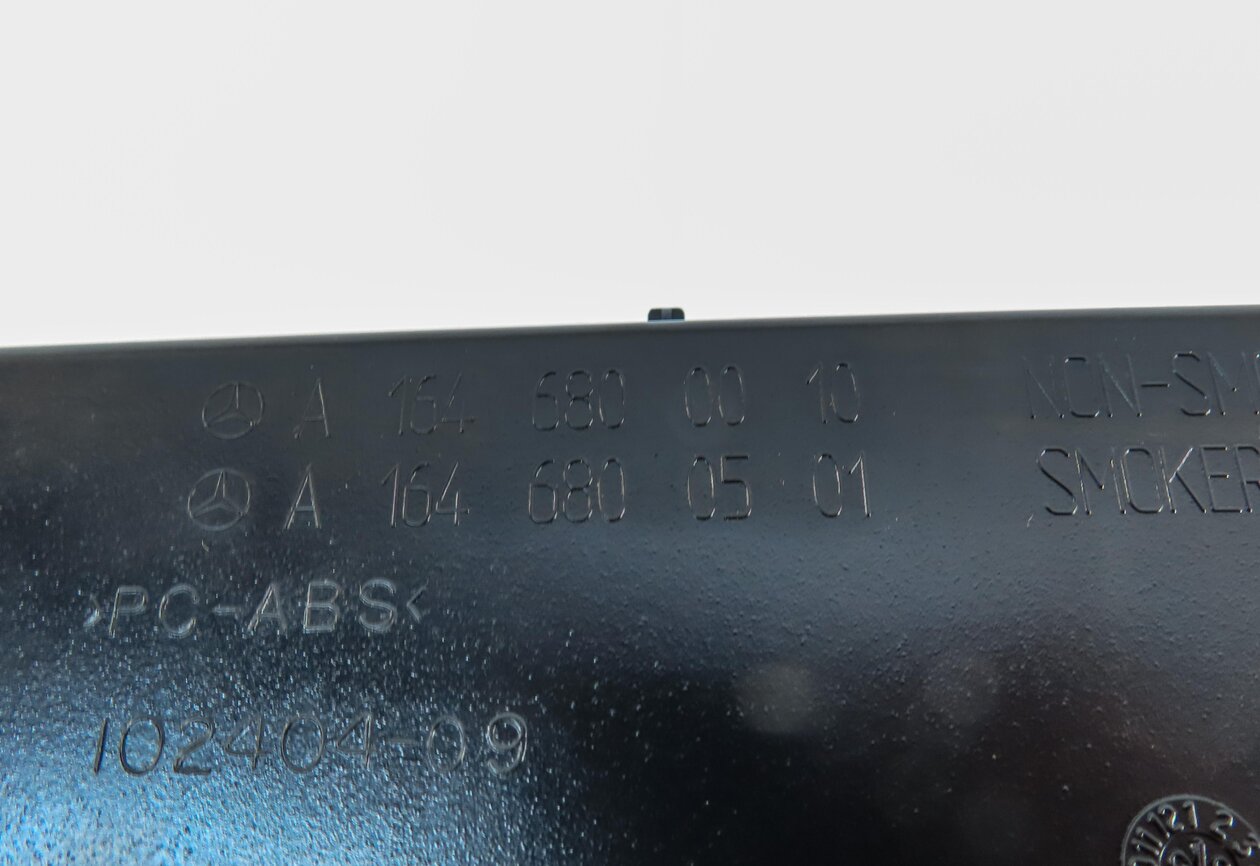 Thumbnail 6: 2008 MERCEDES ML CLASS (W164) REAR CENTER CONSOLE ASH TRAY ASSEMBLY (BLACK)