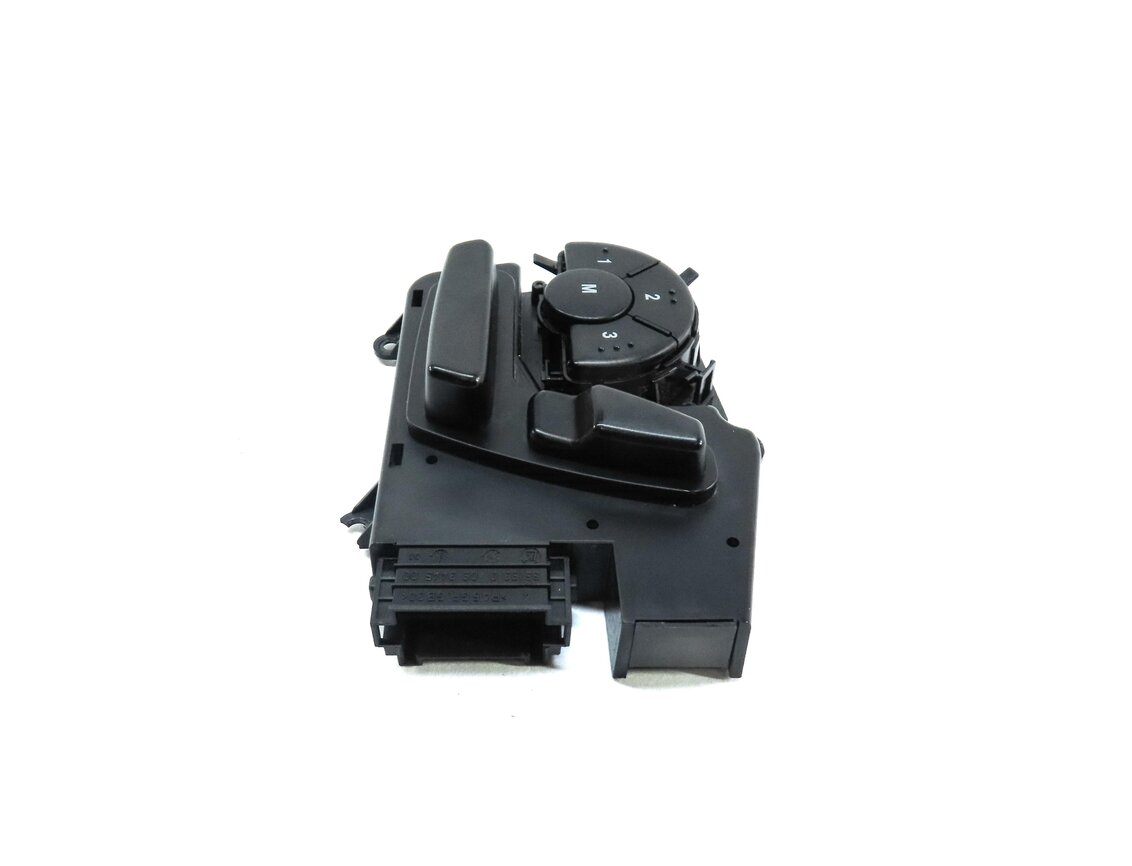 Thumbnail 4: 2008 MERCEDES ML CLASS W164 FRONT LEFT DRIVER SEAT MEMORY ADJUST SWITCH (BLACK)