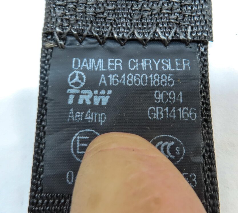 Thumbnail 5: 2008 MERCEDES ML CLASS (W164) REAR RIGHT SECOND ROW SEATBELT RETRACTOR (BLACK)